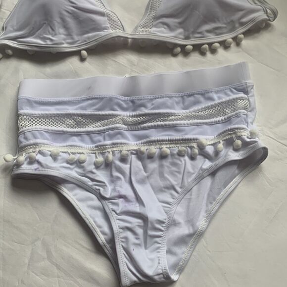 ☀️ White Pom Pom Triangle Halter Bikini Top☀️ - Picture 8 of 11